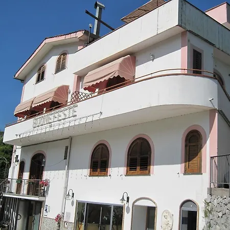 Novella Tramonti